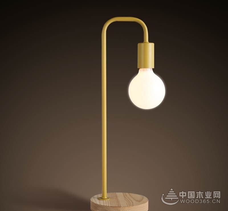 華雄臺燈好不好？特點是什么？
