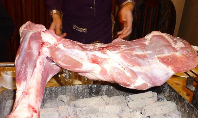 江湖炭烤羊腿加盟