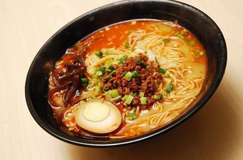 胖大嫂麻辣面加盟