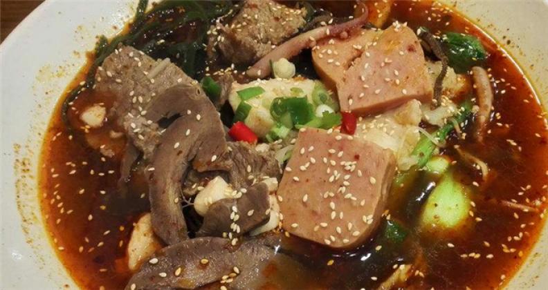 扯拐火锅冒菜加盟 扯拐火锅冒菜加盟