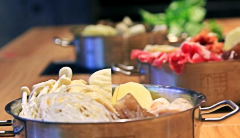 川椒龙妹火锅加盟