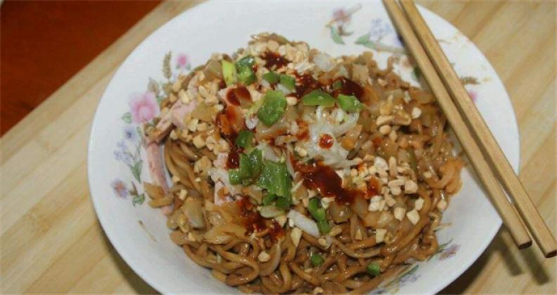 江城品润热干面加盟