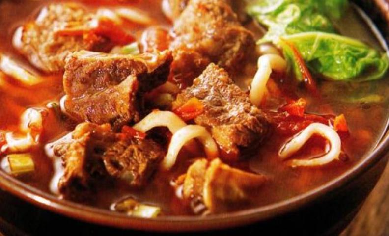 传颂潮尚牛肉店加盟