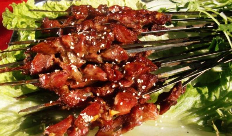 串行天下炭烤加盟