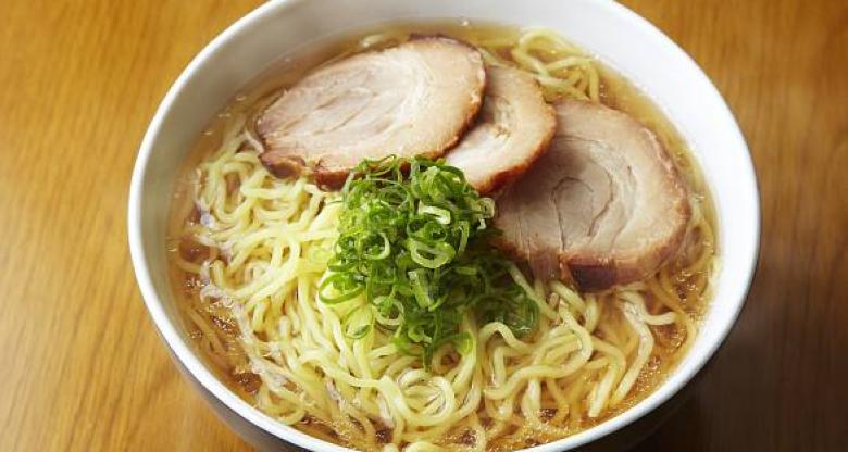 鲜小二泡面小食堂加盟