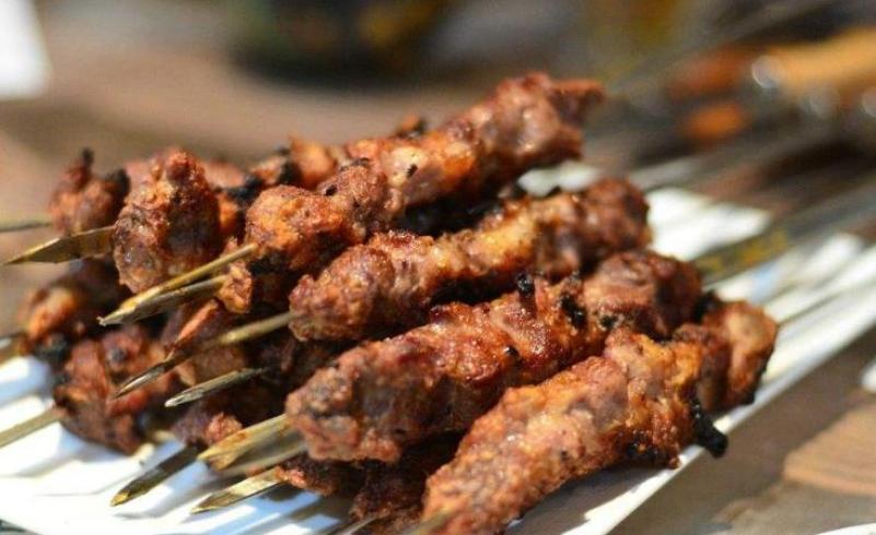 串约基地烧烤加盟