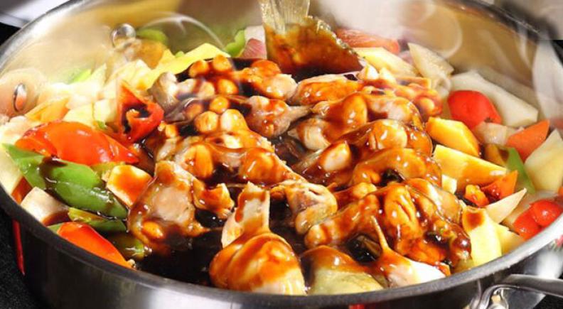 皇御厨三汁焖锅加盟