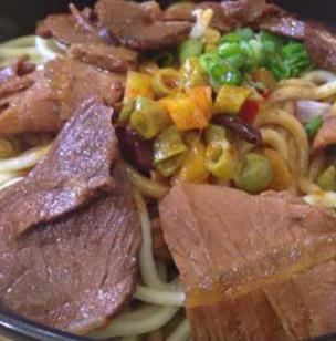 楚街一品热干面