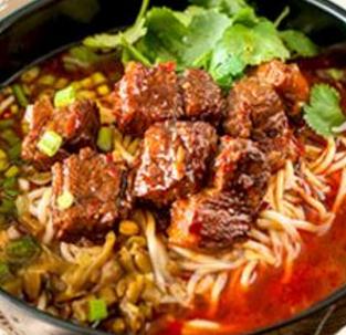 品客牛肉面加盟