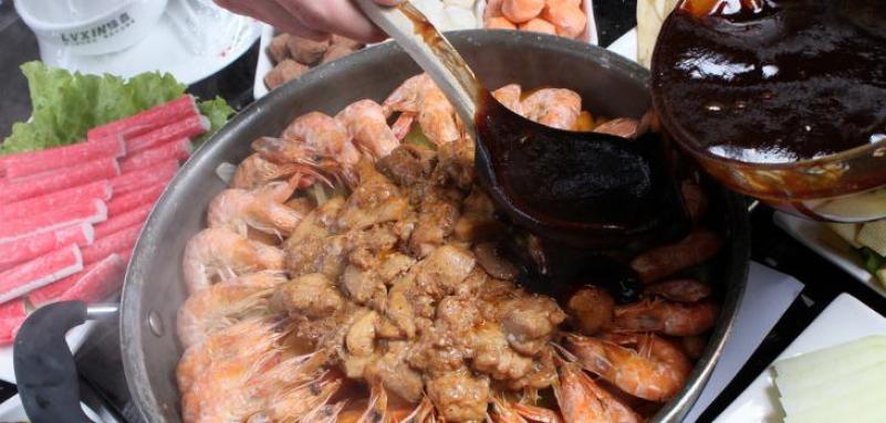 吉东家焖锅加盟