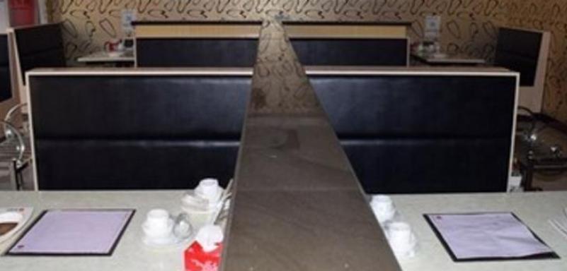 土财主三汁焖锅加盟