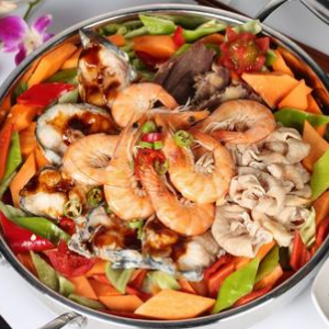 煌尚煌焖锅加盟