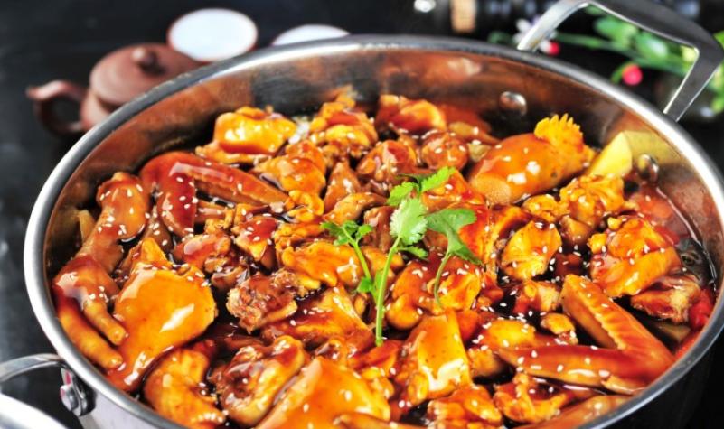 巴湘情傻儿焖锅加盟