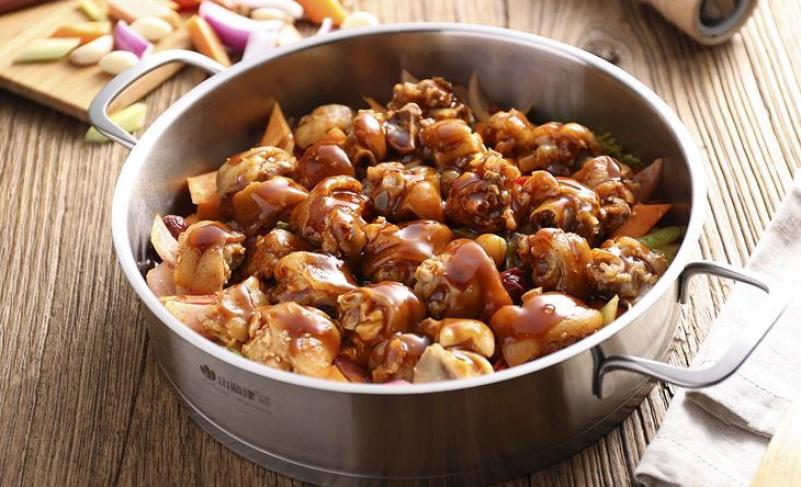 山海津汁味焖锅加盟