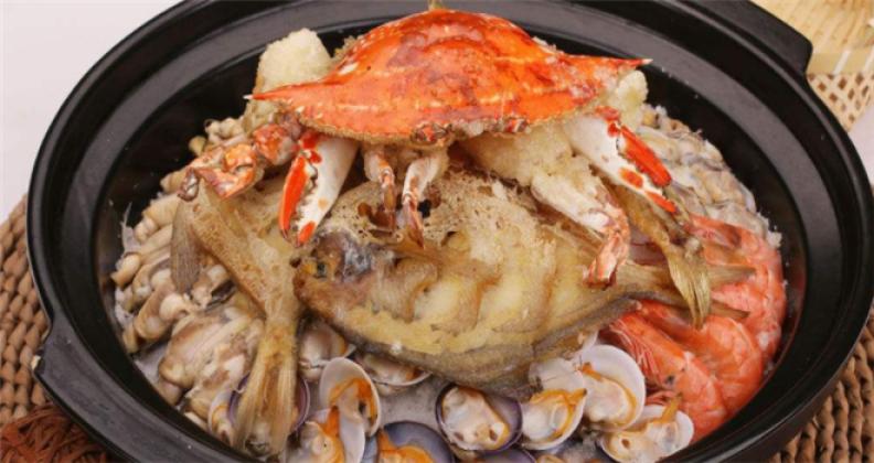 邢台红番茄焖锅加盟