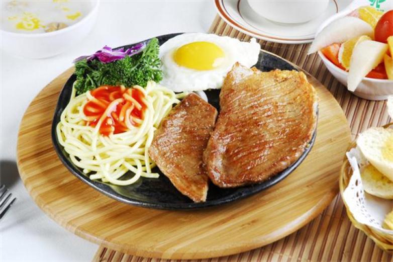 半秋山西餐厅加盟