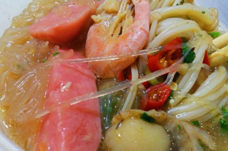 鲜粉缘海鲜遇上烤粉丝加盟