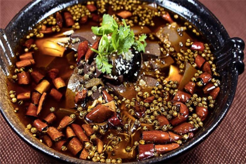 金三顾冒菜特色火锅加盟