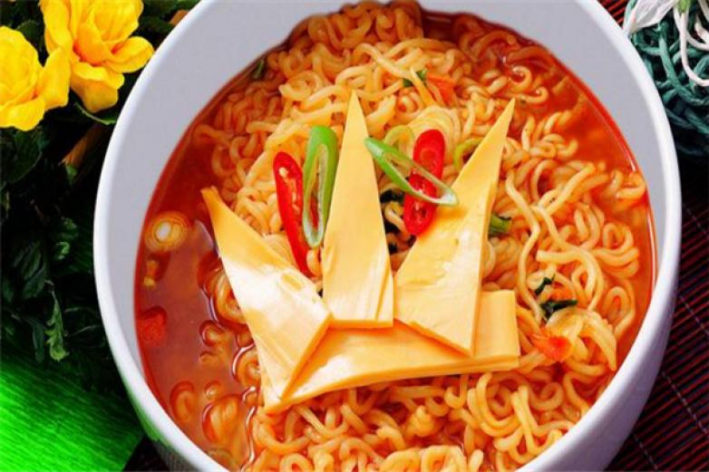 十二忠手拉面加盟