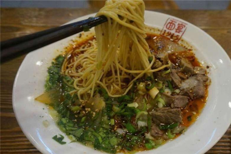 1915牛肉面加盟