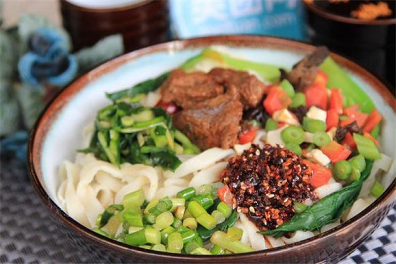 大块牛肉面加盟