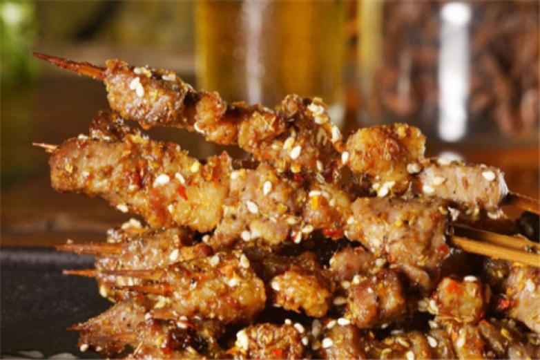 啊彪海鲜烤吧加盟