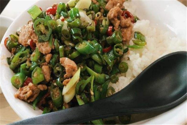 啊丁盖饭粉面加盟