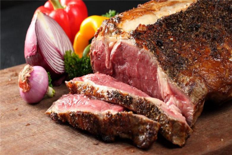 金草帽自助烤肉加盟