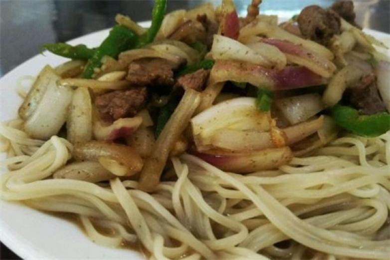 伊兰牛肉面加盟