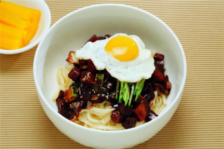 炸酱面女孩加盟