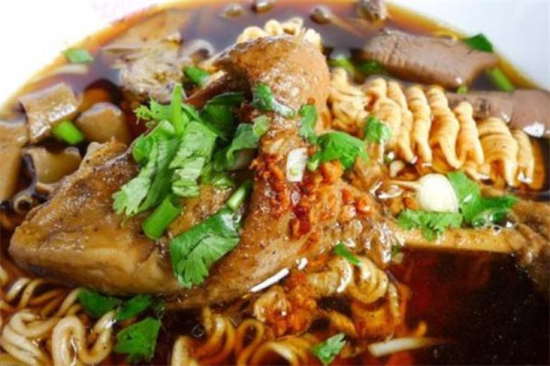 一品江南镇江锅盖面加盟