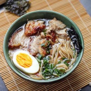 豚骨拉面