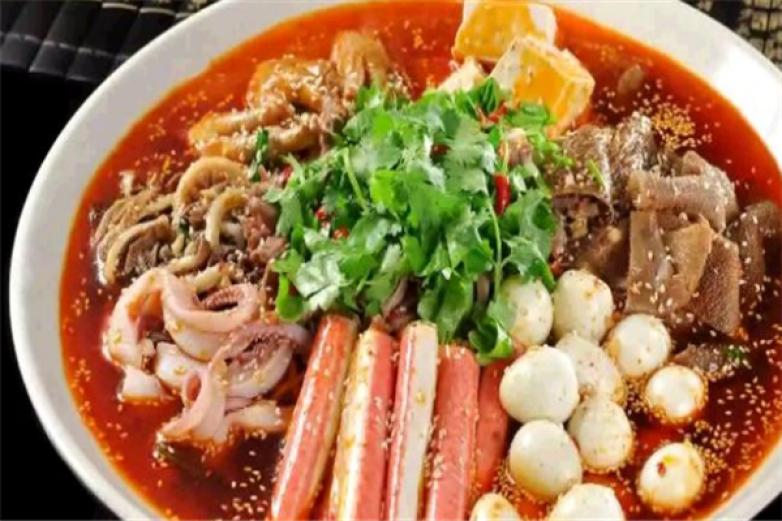 三顾茅庐冒菜加盟