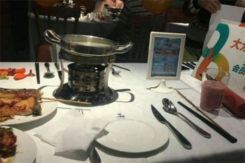 大嘴鲨海鲜自助加盟