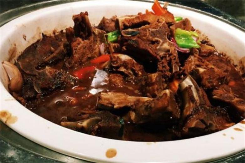 大嘴鲨海鲜自助加盟