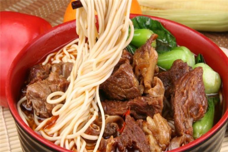 老五牛肉面加盟