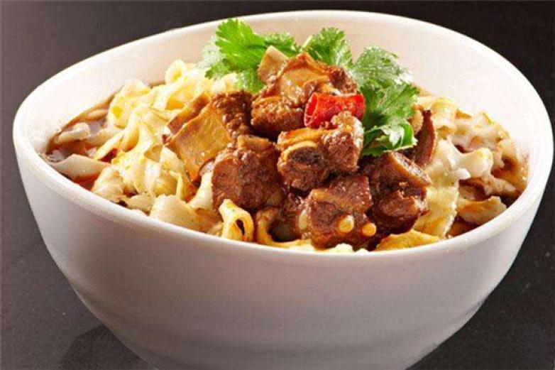 爆龙鸡汁刀削面加盟