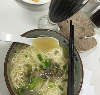 清真牛肉拉面