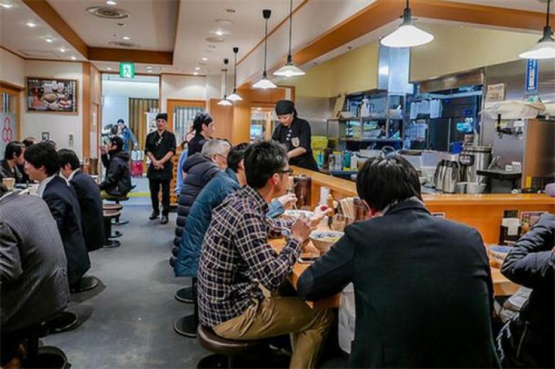 三兄炸酱面加盟