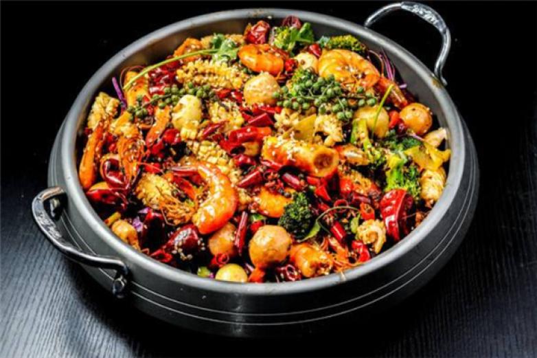 酷辣奇锅麻辣香锅加盟