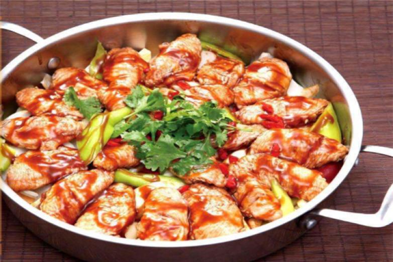 釜记煌三汁焖锅加盟