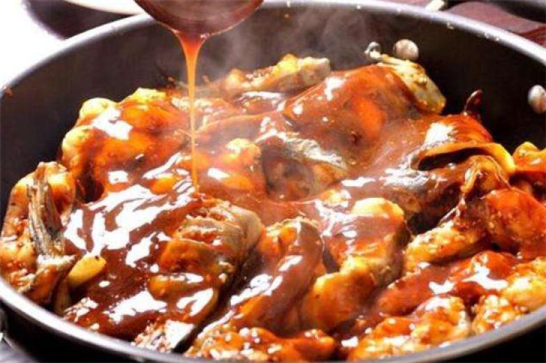 釜记煌三汁焖锅加盟