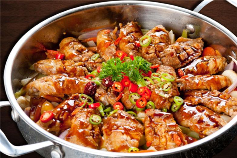 谷太吉新概念焖锅加盟