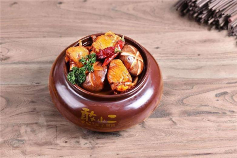 憨小二坛子焖肉加盟