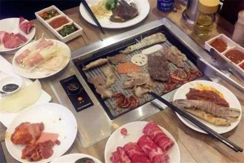 食其乐牛排海鲜自助餐厅加盟