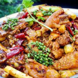 喔喔叫焖炒鸡加盟