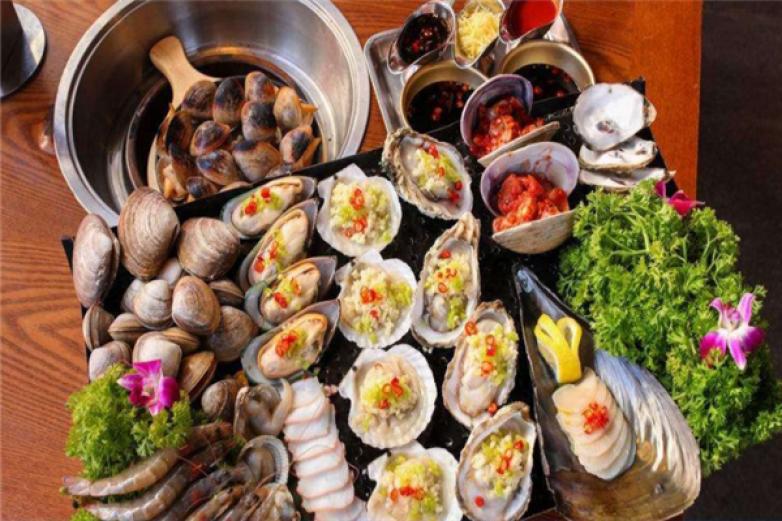 银鲨海鲜百汇自助餐厅加盟