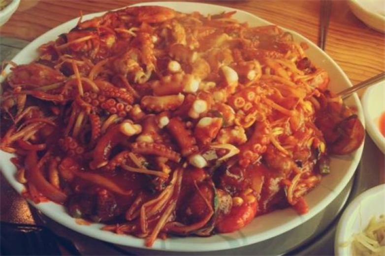 名家火章鱼加盟