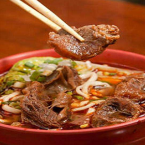 品丫品牛肉面