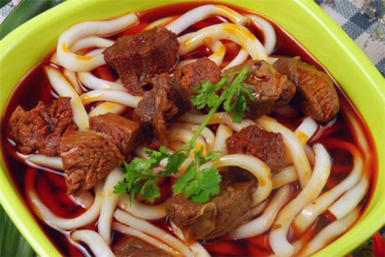 占国牛肉面加盟